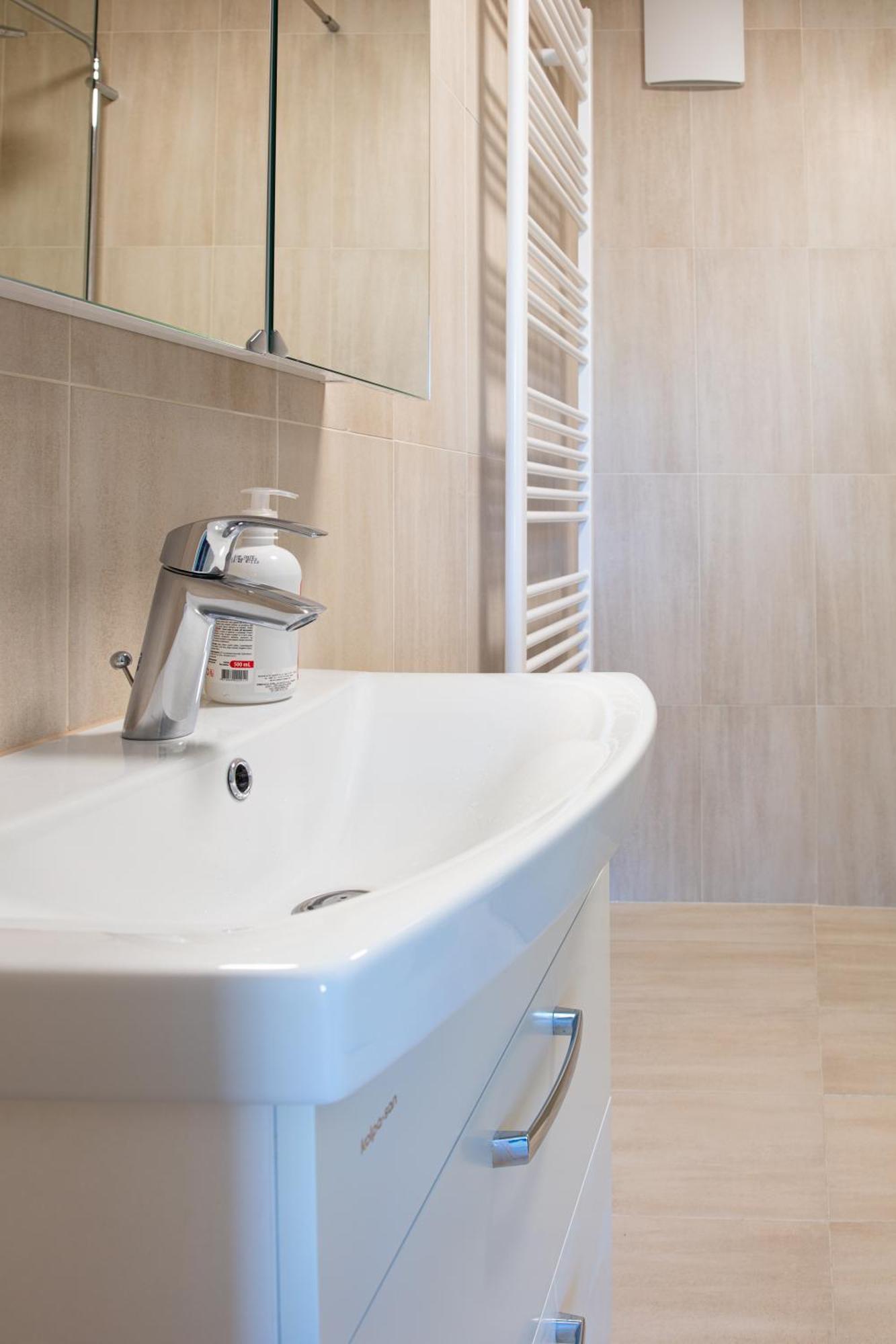 Dalgona Apartma Godler, Podcetrtek Esterno foto
